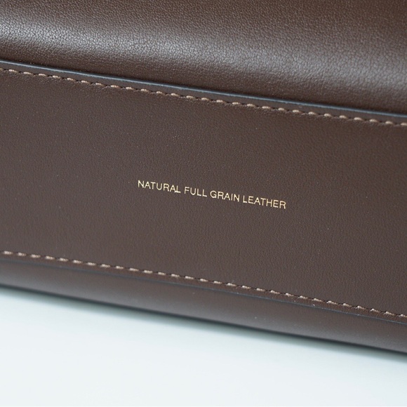 Coach Brooklyn Shoulder Bag 28 - Picture 6 of 9